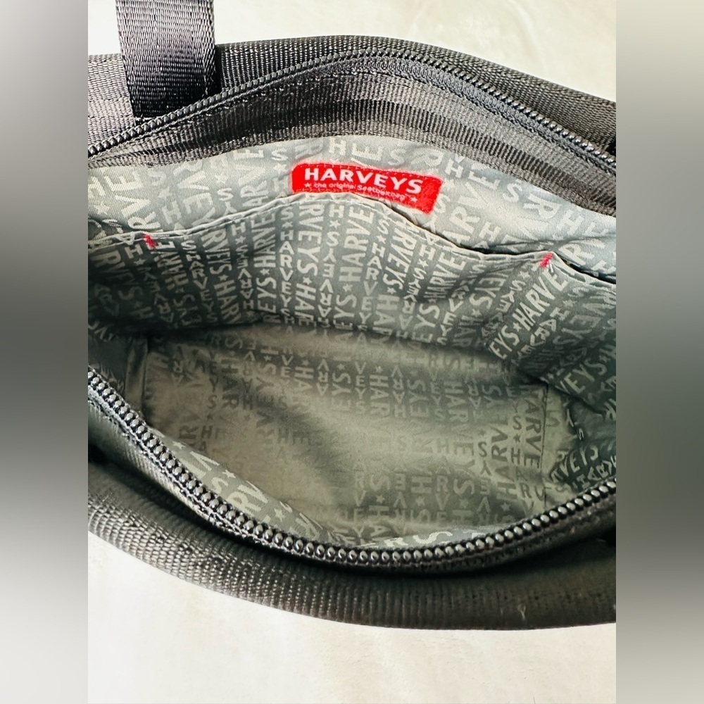 Harveys The Original Seatbelt Black Woven Tote Bag - Picture 7 of 8